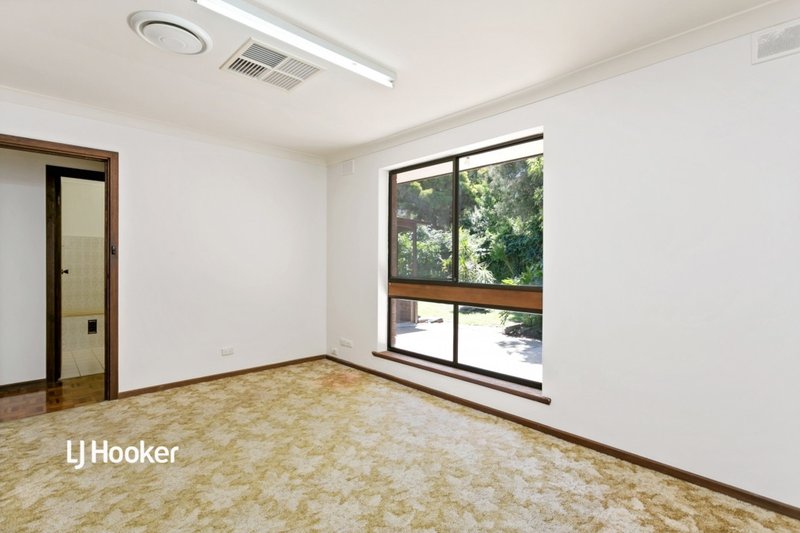 Photo - 16 Greenbank Drive, Windsor Gardens SA 5087 - Image 10