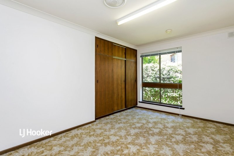 Photo - 16 Greenbank Drive, Windsor Gardens SA 5087 - Image 11