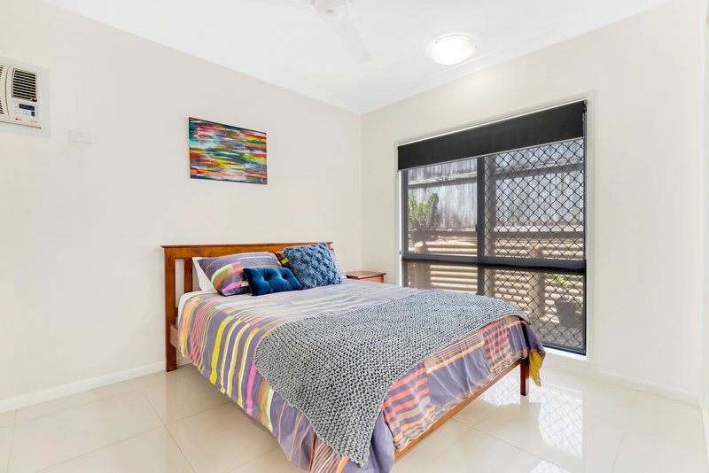 Photo - 16 Greendale Close, Brinsmead QLD 4870 - Image 10