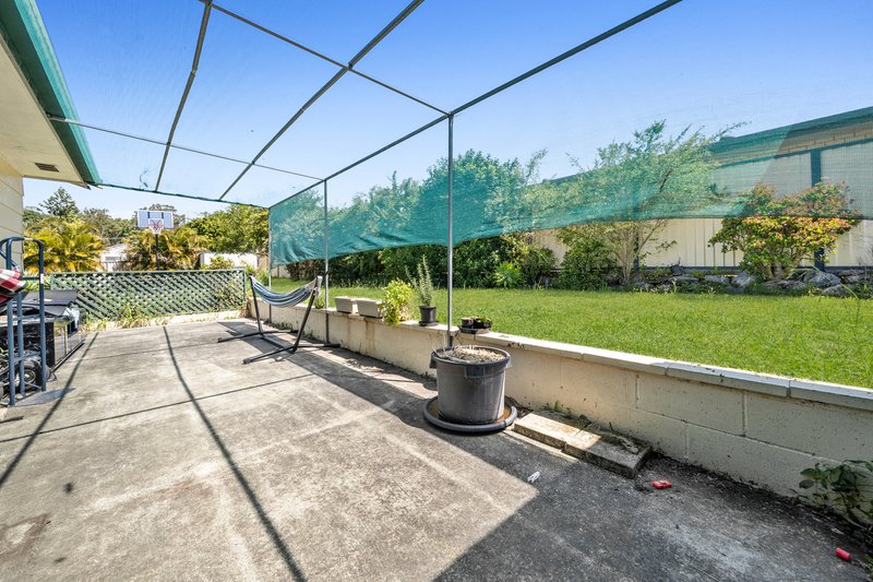 Photo - 16 Grove Road, Holmview QLD 4207 - Image 12