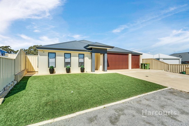 Photo - 16 Gum Nut Avenue, Dawesville WA 6211 - Image 2