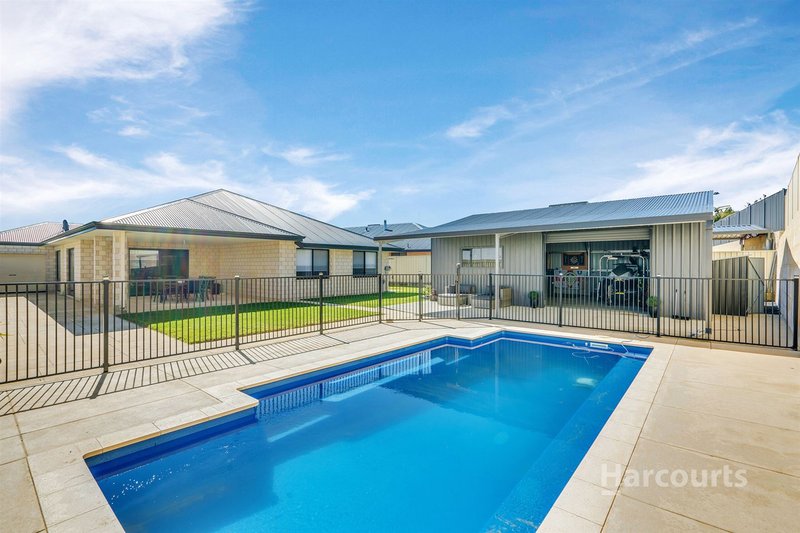 Photo - 16 Gum Nut Avenue, Dawesville WA 6211 - Image 4