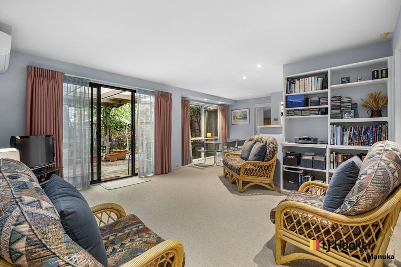 Photo - 16 Gurr Street, Calwell ACT 2905 - Image 5