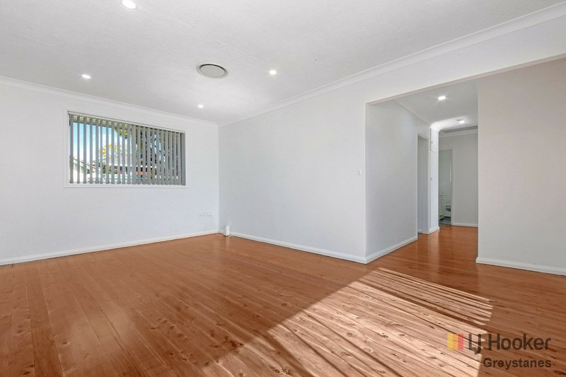 Photo - 16 Gwydir Street, Greystanes NSW 2145 - Image 2