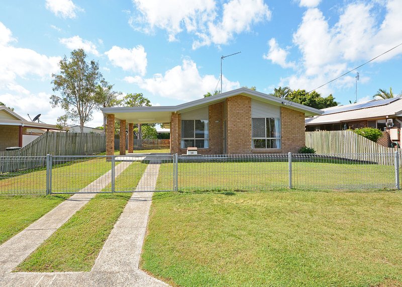 Photo - 16 Hamer Street, Urangan QLD 4655 - Image 15