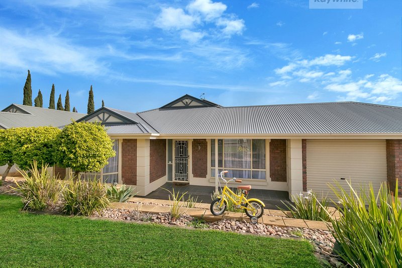 16 Hampshire Drive, Craigmore SA 5114