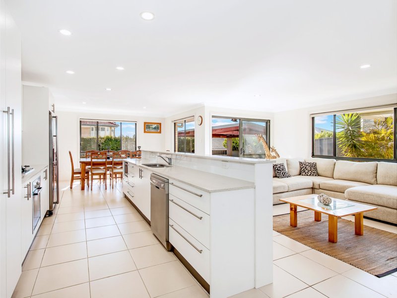 Photo - 16 Handley Street, Helensburgh NSW 2508 - Image 5