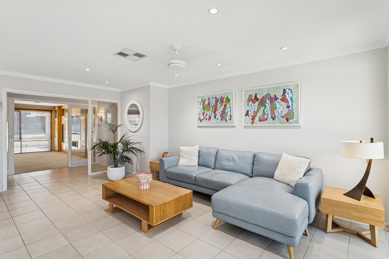 Photo - 16 Hannah Court, Duncraig WA 6023 - Image 7