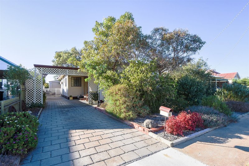 16 Harders Street, Horsham VIC 3400