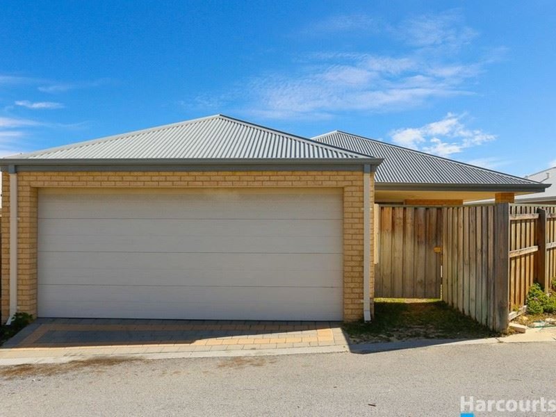 Photo - 16 Harford Grove, Yanchep WA 6035 - Image 2