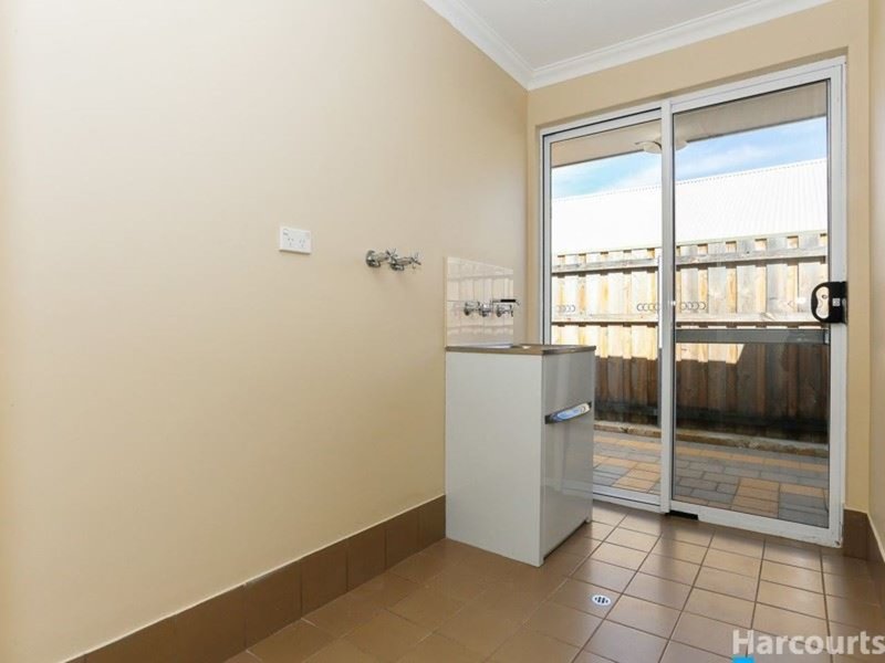 Photo - 16 Harford Grove, Yanchep WA 6035 - Image 19