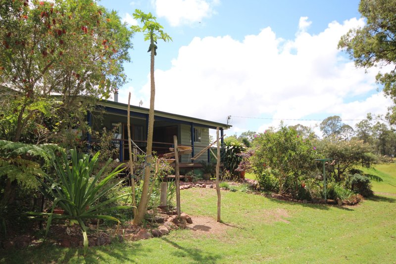 16 Harvey Road, Kandanga QLD 4570