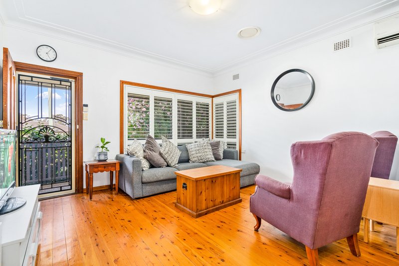 Photo - 16 Hassall Street, Smithfield NSW 2164 - Image 9