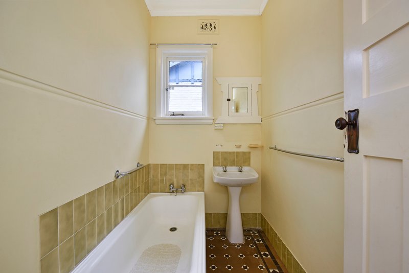 Photo - 16 Hassans Walls Road, Lithgow NSW 2790 - Image 6