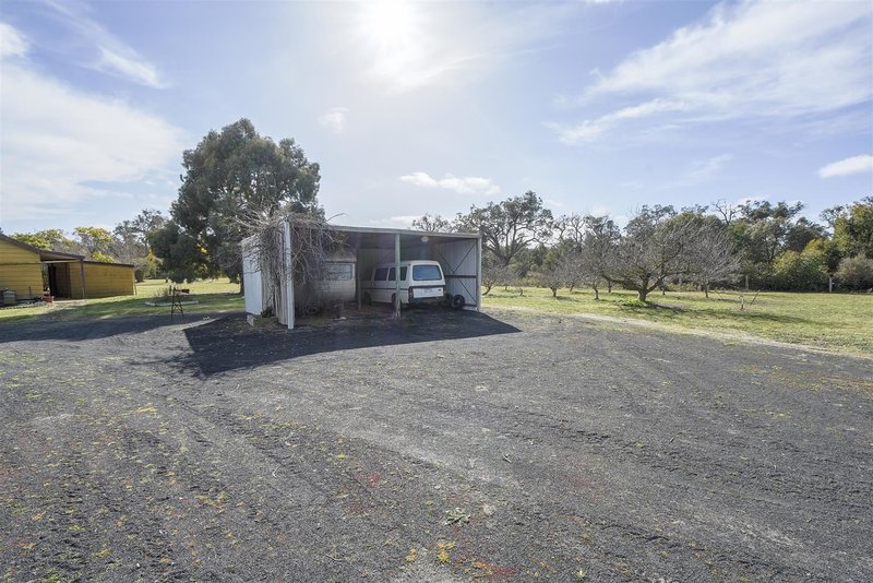 Photo - 16 Haylocks Road, Harrow VIC 3317 - Image 14