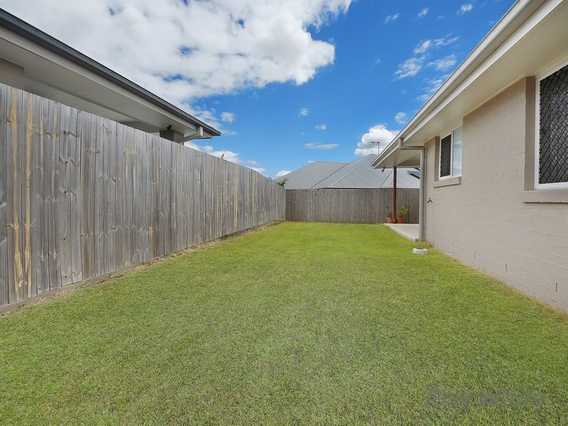 Photo - 16 Hayman Street, Burpengary East QLD 4505 - Image 11