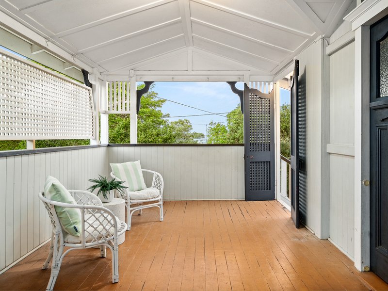 Photo - 16 Headfort Street, Greenslopes QLD 4120 - Image 11