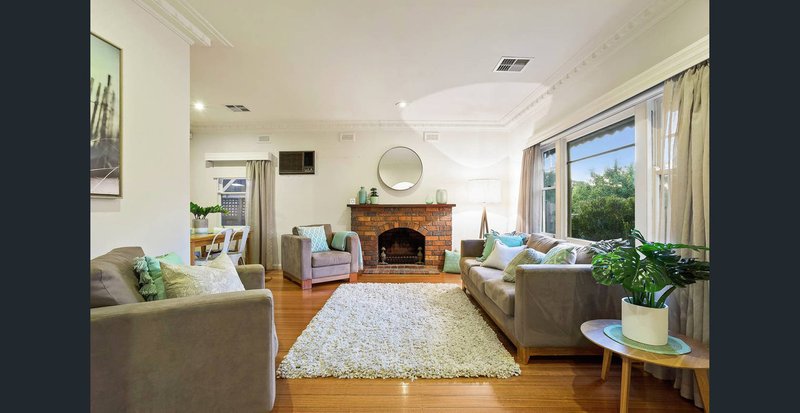 Photo - 16 Heather Grove, Nunawading VIC 3131 - Image 4