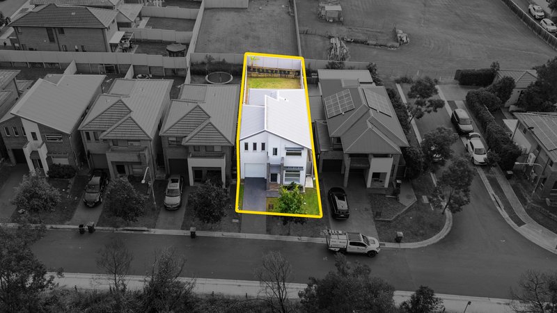 Photo - 16 Hebe Street, Glenfield NSW 2167 - Image 19