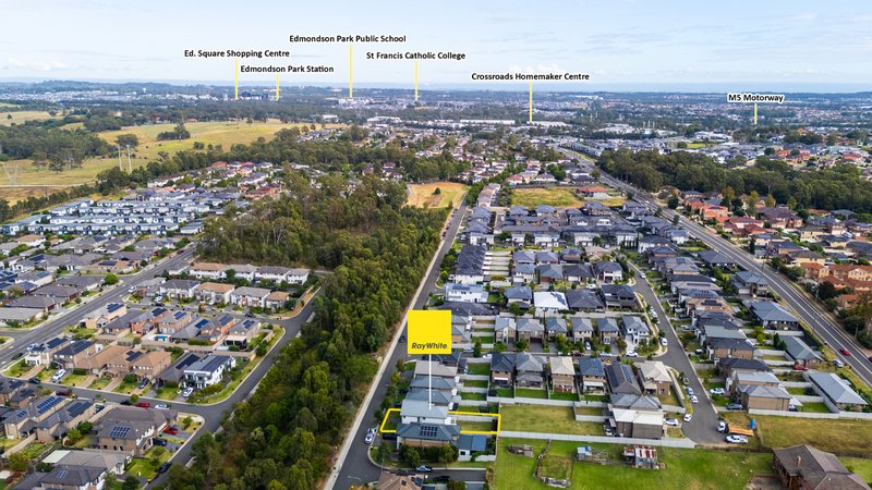 Photo - 16 Hebe Street, Glenfield NSW 2167 - Image 21