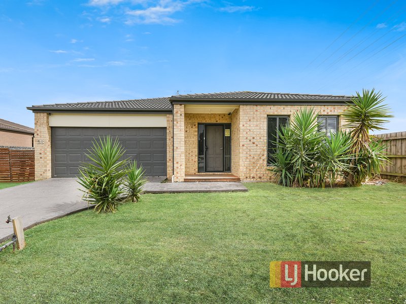 16 Hector Drive, Cranbourne VIC 3977