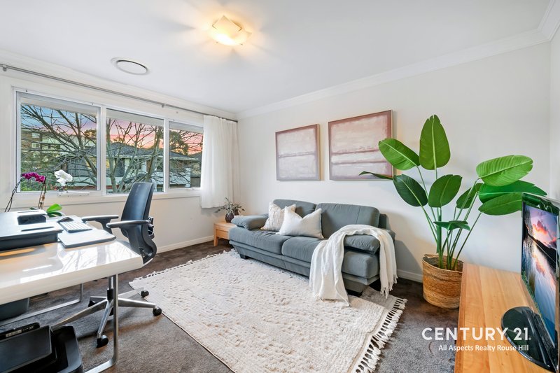 Photo - 16 Hedge Street, Rouse Hill NSW 2155 - Image 7
