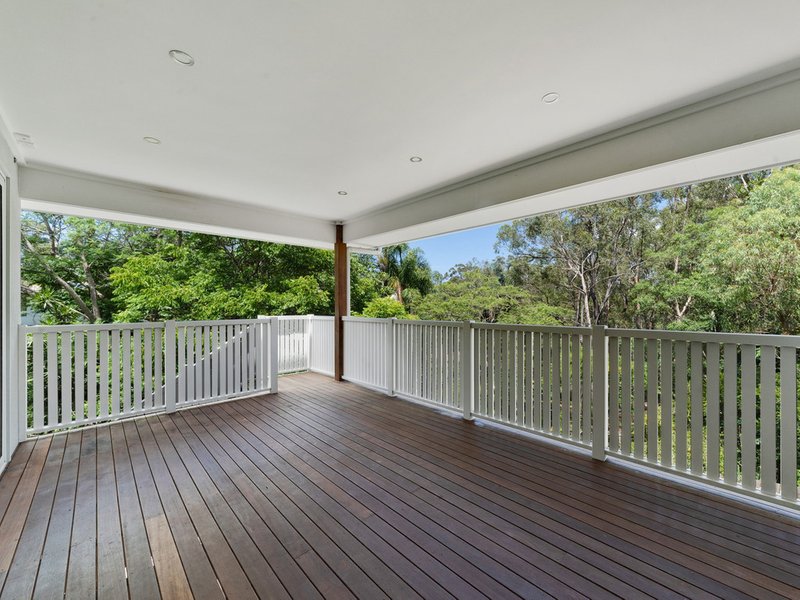 Photo - 16 Henderson Road, Everton Hills QLD 4053 - Image 11