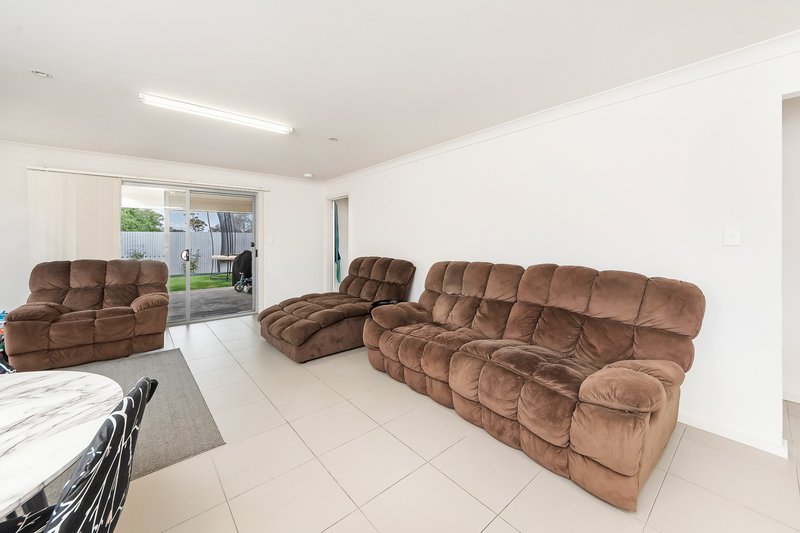 Photo - 16 Hennig Street, Murray Bridge SA 5253 - Image 3