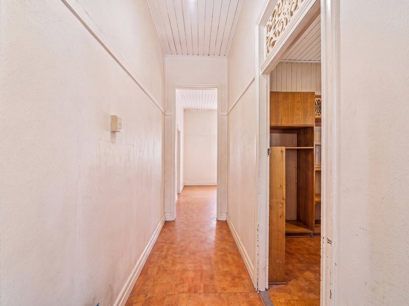 Photo - 16 Herbert Street, Annerley QLD 4103 - Image 11