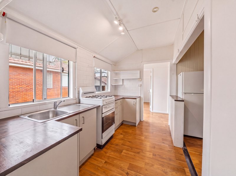 Photo - 16 Herbert Street, Annerley QLD 4103 - Image 22