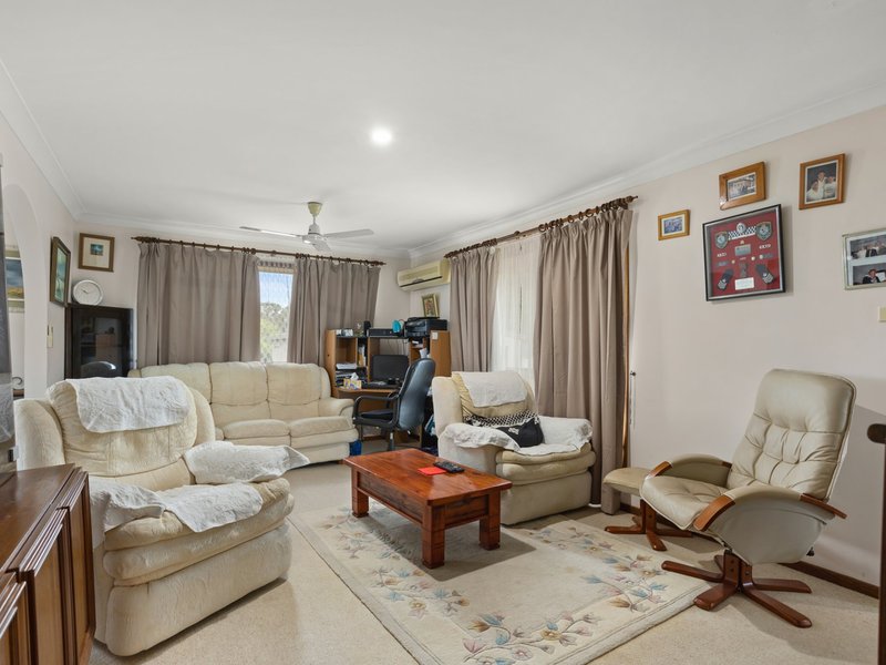 Photo - 16 Hickory Crescent, Taree NSW 2430 - Image 5