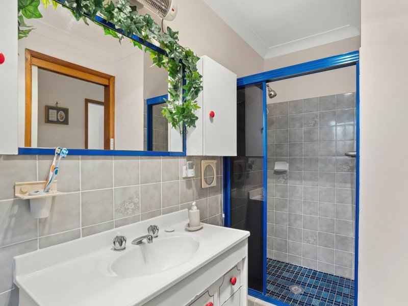 Photo - 16 Hickory Crescent, Taree NSW 2430 - Image 11