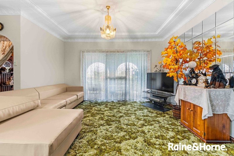 Photo - 16 High Street, Cabramatta West NSW 2166 - Image 3