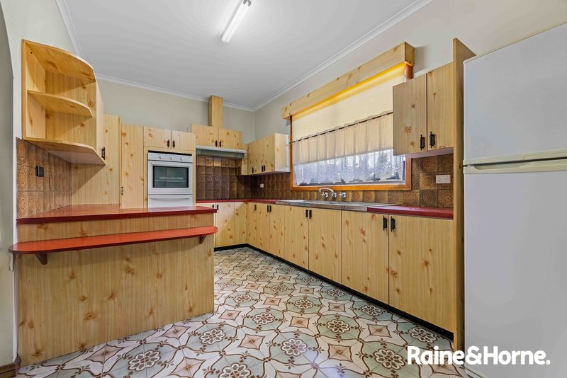 Photo - 16 High Street, Cabramatta West NSW 2166 - Image 4