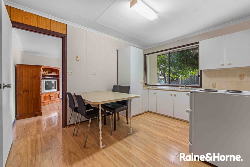 Photo - 16 High Street, Cabramatta West NSW 2166 - Image 9