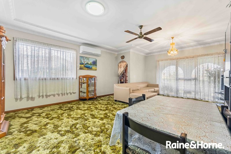 Photo - 16 High Street, Cabramatta West NSW 2166 - Image 10
