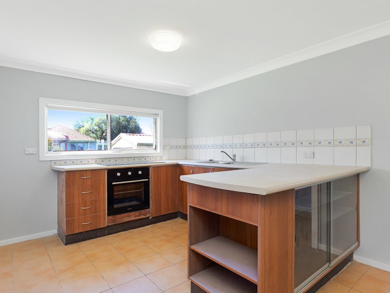 Photo - 16 High Street, Greta NSW 2334 - Image 3