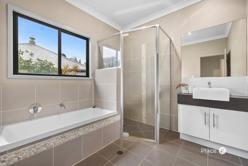 Photo - 16 Highbury Place, Upper Kedron QLD 4055 - Image 10