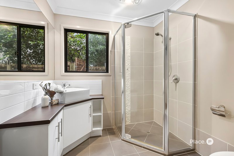 Photo - 16 Highbury Place, Upper Kedron QLD 4055 - Image 14