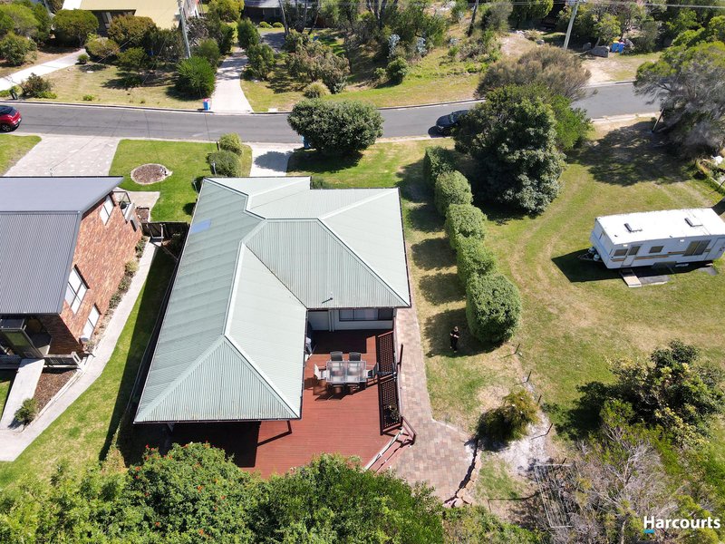 Photo - 16 Highcrest Ave , Binalong Bay TAS 7216 - Image 6