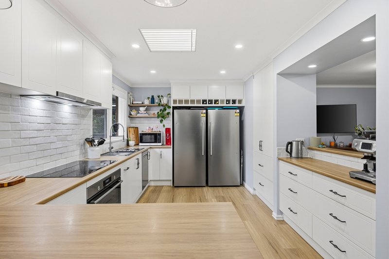 Photo - 16 Highfield Avenue, Mount Clear VIC 3350 - Image 13