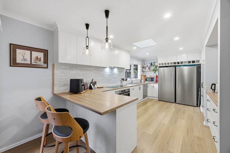 Photo - 16 Highfield Avenue, Mount Clear VIC 3350 - Image 14