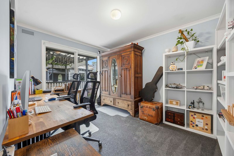 Photo - 16 Highfield Avenue, Mount Clear VIC 3350 - Image 22
