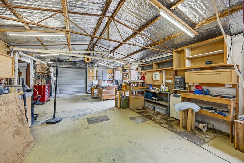 Photo - 16 Highfield Avenue, Mount Clear VIC 3350 - Image 29