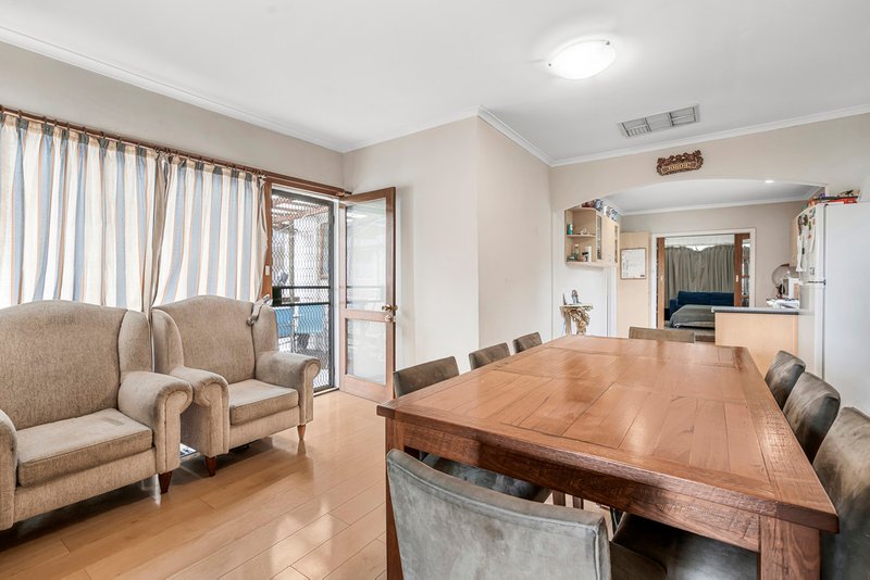 Photo - 16 Highfield Avenue, Mulgrave VIC 3170 - Image 3