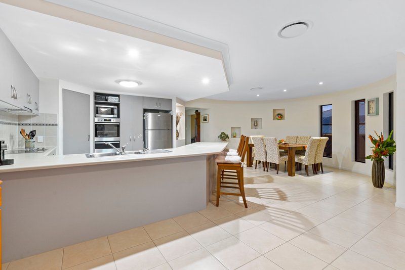 Photo - 16 Highgreen Place, Thornlands QLD 4164 - Image 10