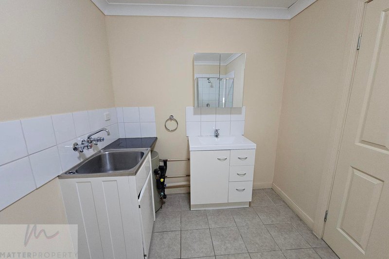 Photo - 1/6 Hilary Street, Mount Isa QLD 4825 - Image 7
