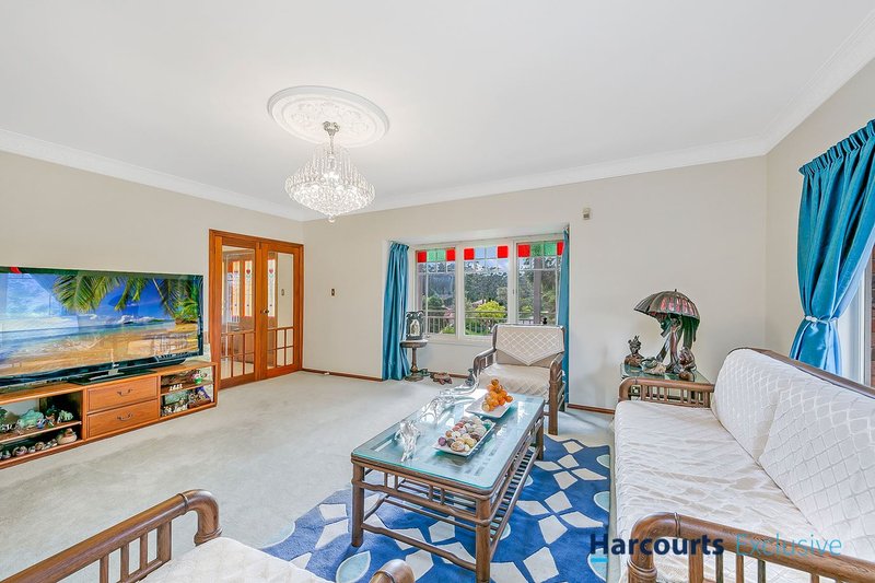 Photo - 16 Hill Road, West Pennant Hills NSW 2125 - Image 3