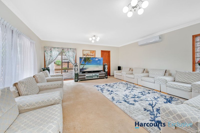 Photo - 16 Hill Road, West Pennant Hills NSW 2125 - Image 4