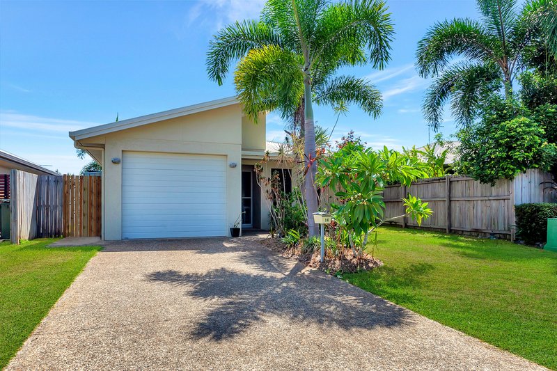 16 Hillary Drive, Smithfield QLD 4878